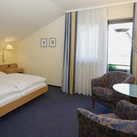 Otel Waldgasthof Am Letten Wittmann Gmbh 3*